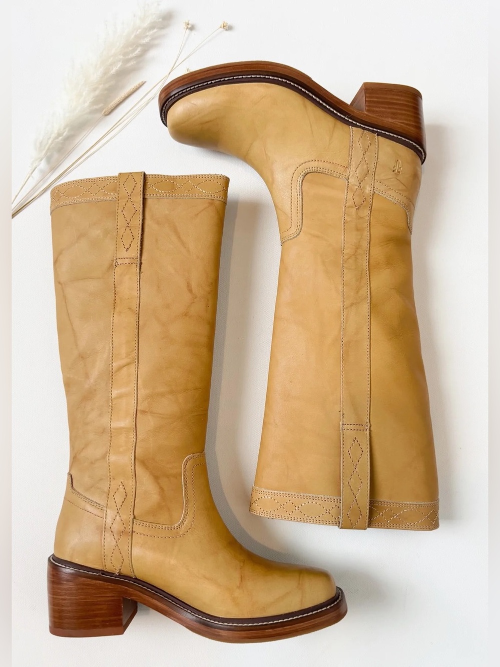 Frye Kate Pull On Boots Banana
